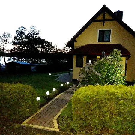 Holiday home Letniskowy W Tumianach *