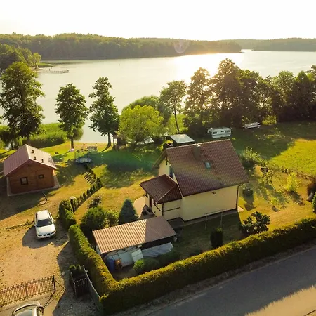 Letniskowy W Tumianach Сasa de vacaciones