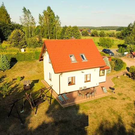Holiday home Letniskowy W Tumianach *